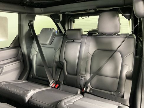 New 2026 Ford Bronco Outer Banks AWD/4WD image 16