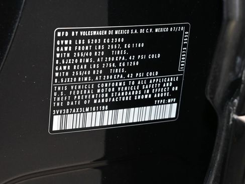 Used 2020 Volkswagen Tiguan SE R-Line image 19