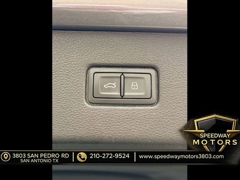 Used 2019 Audi Q7 3.0T Premium Plus w/ Premium Plus Package AWD/4WD image 20