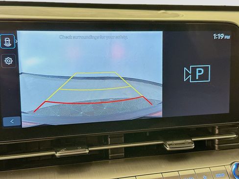 Used 2024 Hyundai Kona SEL image 23