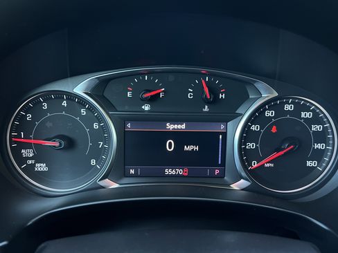 Used 2024 GMC Terrain AT4 image 16