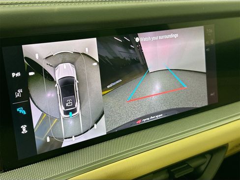 New 2026 Porsche Cayenne S image 23