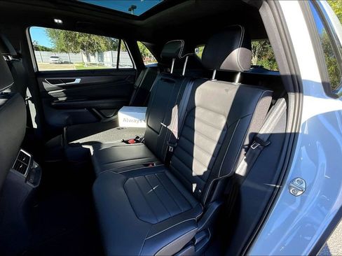 New 2026 Volkswagen Atlas Cross Sport SEL image 16