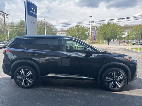 Used 2023 Nissan Rogue SL image 5