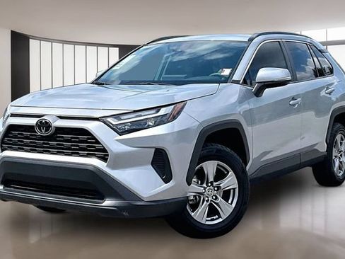 Used 2024 Toyota RAV4 XLE w/ Convenience Package FWD image 1