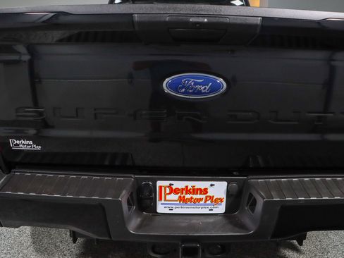 Used 2023 Ford F350 XLT AWD/4WD image 8