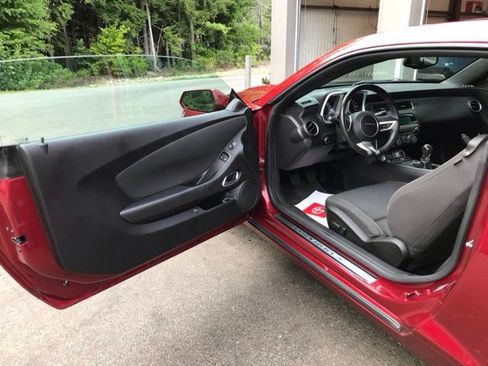 Used 2011 Chevrolet Camaro SS w/ RS Package RWD image 10