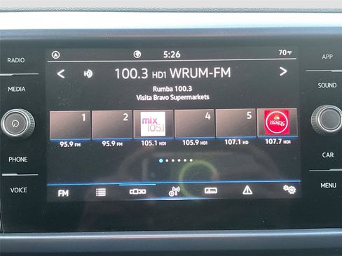 Used 2024 Volkswagen Taos SE image 15