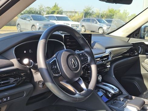 Used 2023 Acura MDX FWD image 10