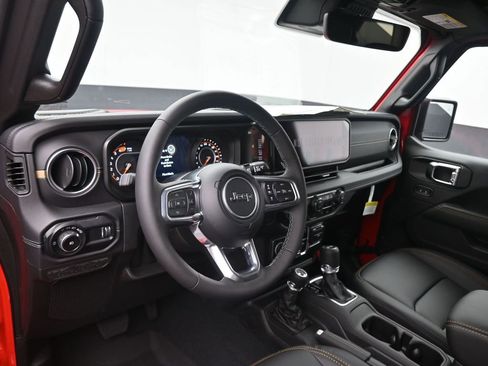 New 2025 Jeep Wrangler Sahara image 31