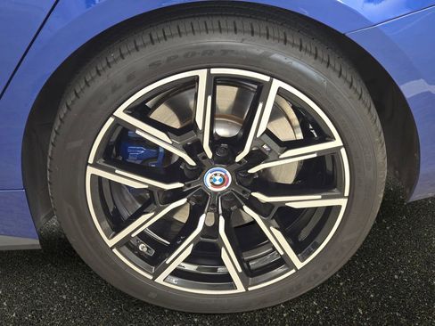 Certified 2023 BMW i4 M50 w/ Premium Package image 32