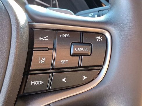 Used 2025 Lexus ES 300h w/ Premium Package image 22