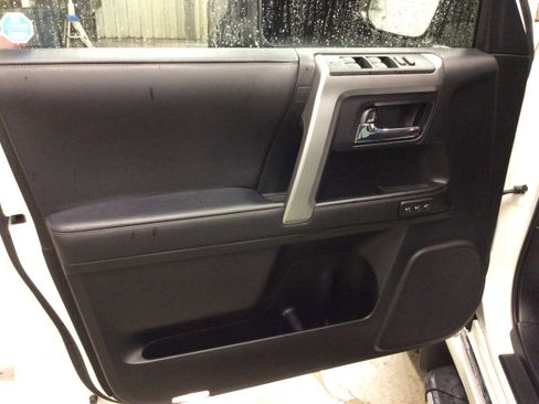 Used 2023 Toyota 4Runner Limited image 12