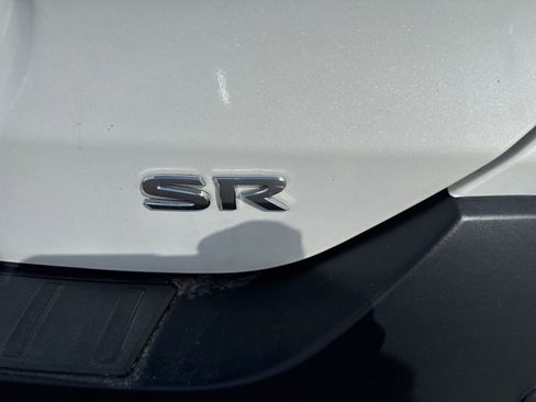 Used 2020 Nissan Kicks SR w/ Exterior Package image 8