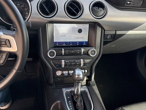 Used 2020 Ford Mustang Premium image 6