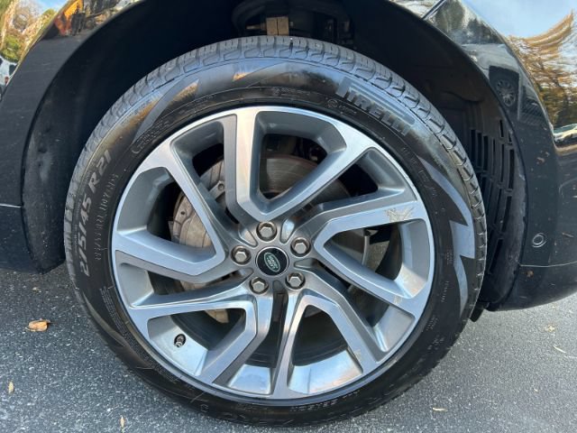 Used 2018 Land Rover Range Rover Sport HSE AWD/4WD image 40