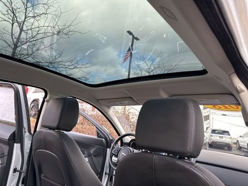 Used 2018 Jaguar E-PACE S image 32