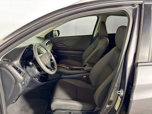 Used 2022 Honda HR-V EX image 11
