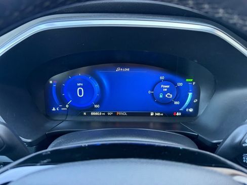 Used 2022 Ford Escape Titanium AWD/4WD image 10