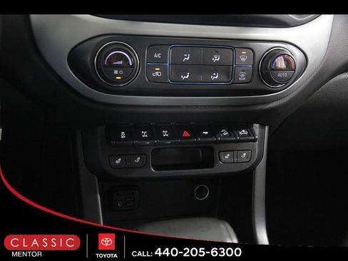 Used 2021 Chevrolet Colorado ZR2 w/ ZR2 Midnight Special Edition AWD/4WD image 16