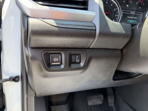 Used 2019 GMC Acadia SLE w/ Driver Alert Package I AWD/4WD image 22