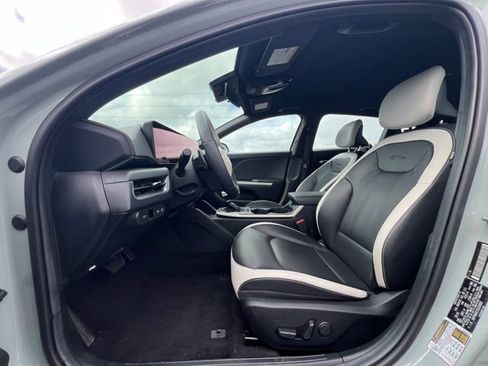 Certified 2025 Kia K4 EX w/ GT-Line Premium Package FWD image 14