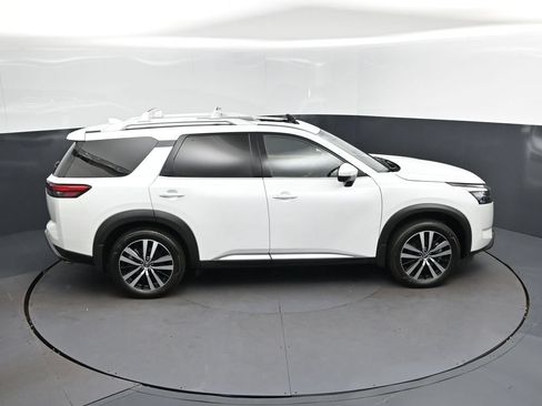 Used 2025 Nissan Pathfinder Platinum w/ Cargo Package FWD image 36
