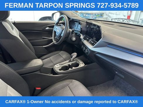 Used 2025 Chevrolet Trax LS w/ Driver Confidence Package FWD image 6