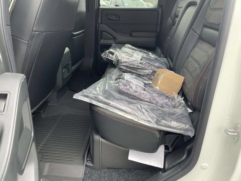 New 2026 Nissan Frontier PRO-4X w/ Pro Premium Package AWD/4WD image 9