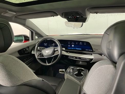 New 2026 Cadillac Optiq Sport 1 w/ LPO, Floor Liner Package AWD/4WD image 13