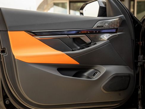 Used 2025 BMW M5 Touring image 18