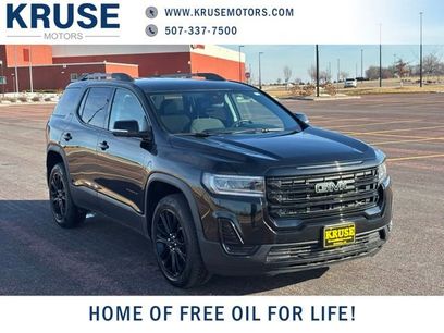 Used 2023 GMC Acadia SLE w/ Elevation Edition