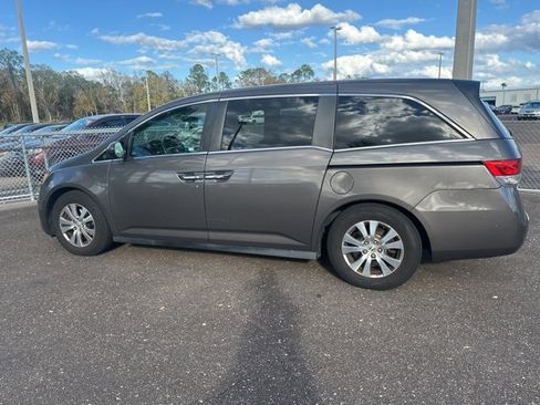 Used 2016 Honda Odyssey SE image 6