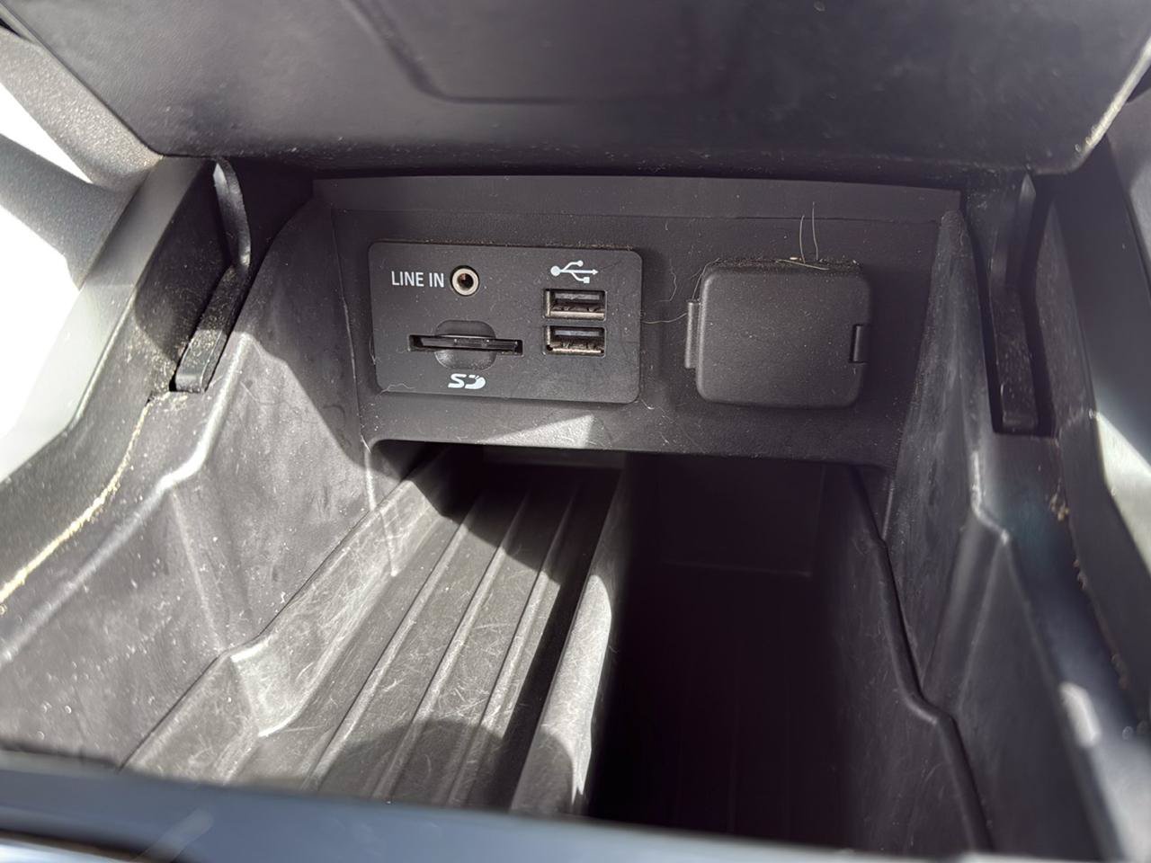 Used 2014 Ford Explorer XLT w/ Equipment Group 202A FWD image 43