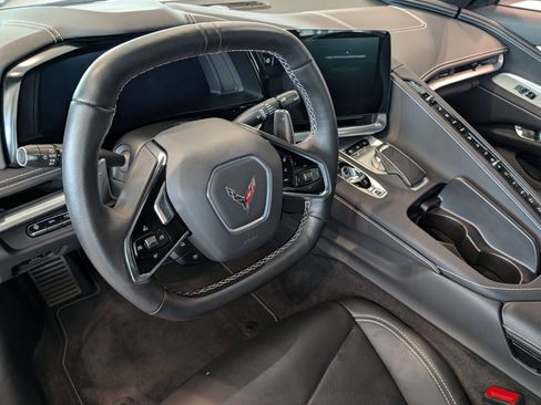 Used 2022 Chevrolet Corvette Stingray Preferred Cpe w/ Z51 Performance Package RWD image 33
