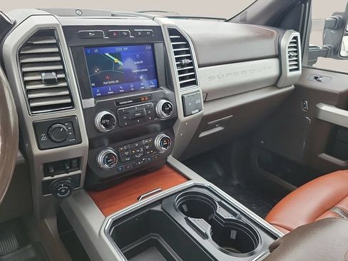 Used 2021 Ford F250 King Ranch w/ King Ranch Ultimate Package AWD/4WD image 21