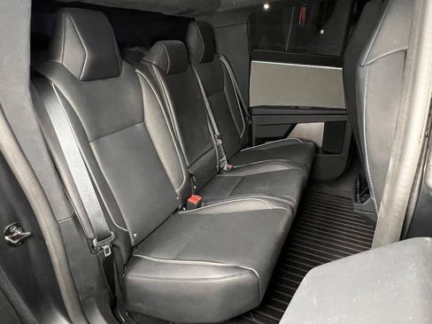 Used 2024 Tesla Cybertruck Cyberbeast AWD/4WD image 26