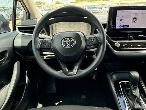 Certified 2025 Toyota Corolla LE FWD image 14