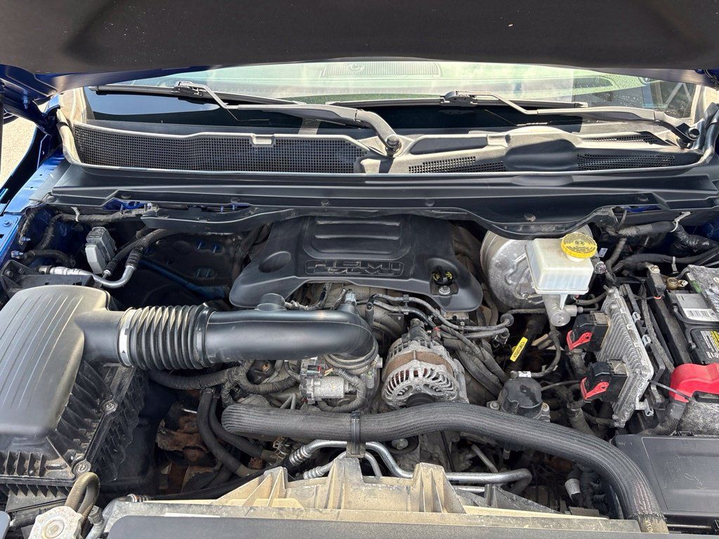 Used 2019 RAM 1500 Big Horn AWD/4WD image 44