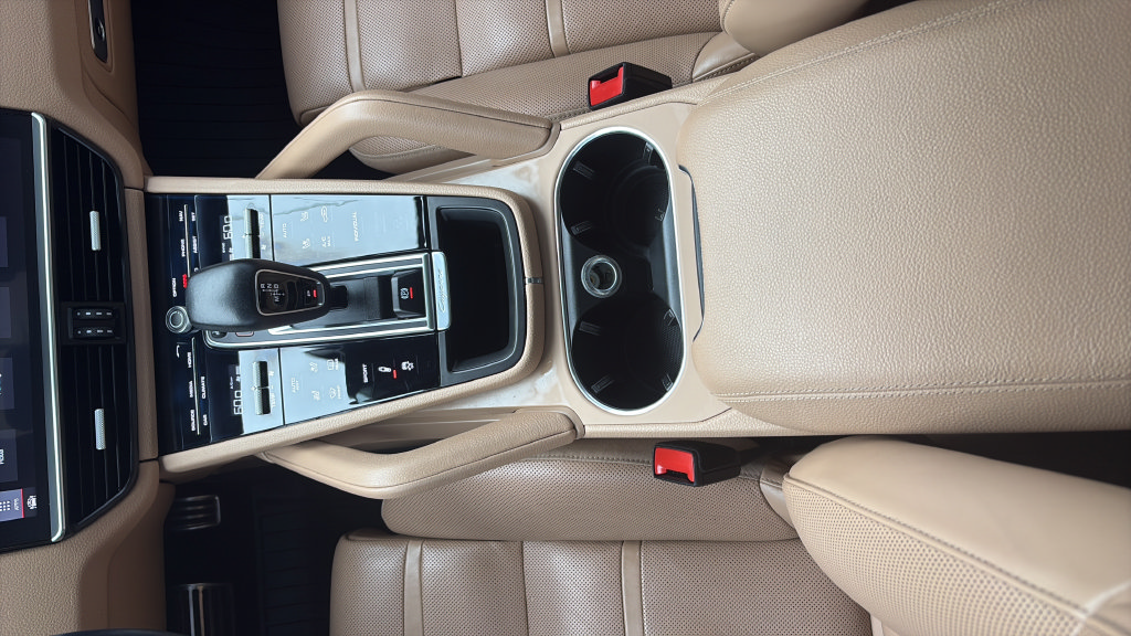 Used 2019 Porsche Cayenne S AWD/4WD image 14