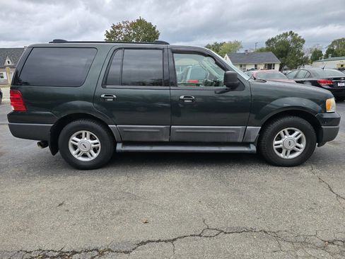 Used 2004 Ford Expedition XLT image 4