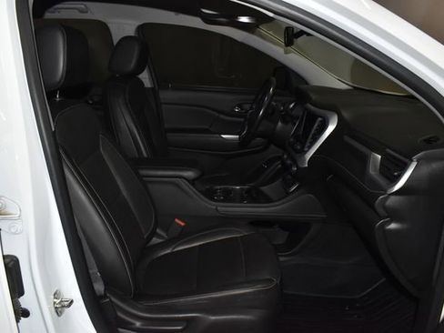Used 2020 GMC Acadia SLT image 30