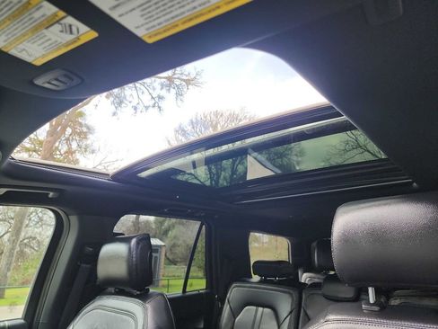 Used 2020 Ford Expedition Limited AWD/4WD image 20