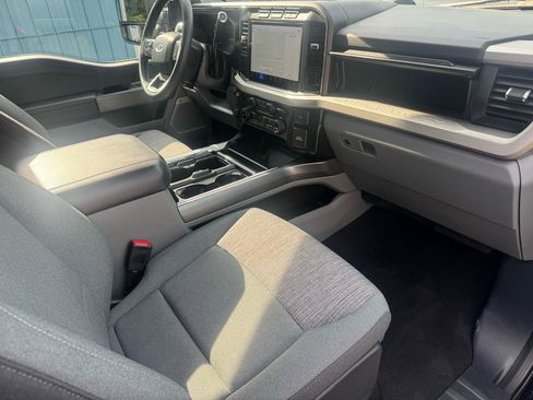 Used 2023 Ford F250 XLT w/ XLT Premium Package AWD/4WD image 36