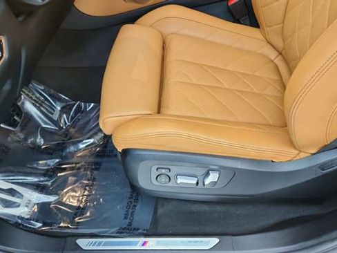 Used 2023 BMW X5 sDrive40i w/ Executive Package image 33