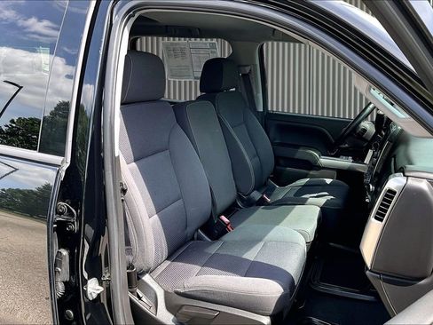 Used 2018 Chevrolet Silverado 1500 LT w/ All Star Edition AWD/4WD image 8