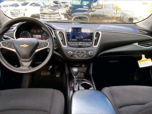 Used 2022 Chevrolet Malibu LS image 15