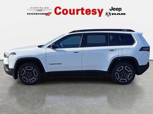 New 2026 Jeep Cherokee Laredo AWD/4WD image 5