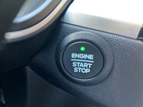 Used 2022 Ford Escape SEL image 12