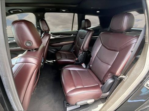 Used 2021 Cadillac XT6 Premium Luxury AWD/4WD image 21